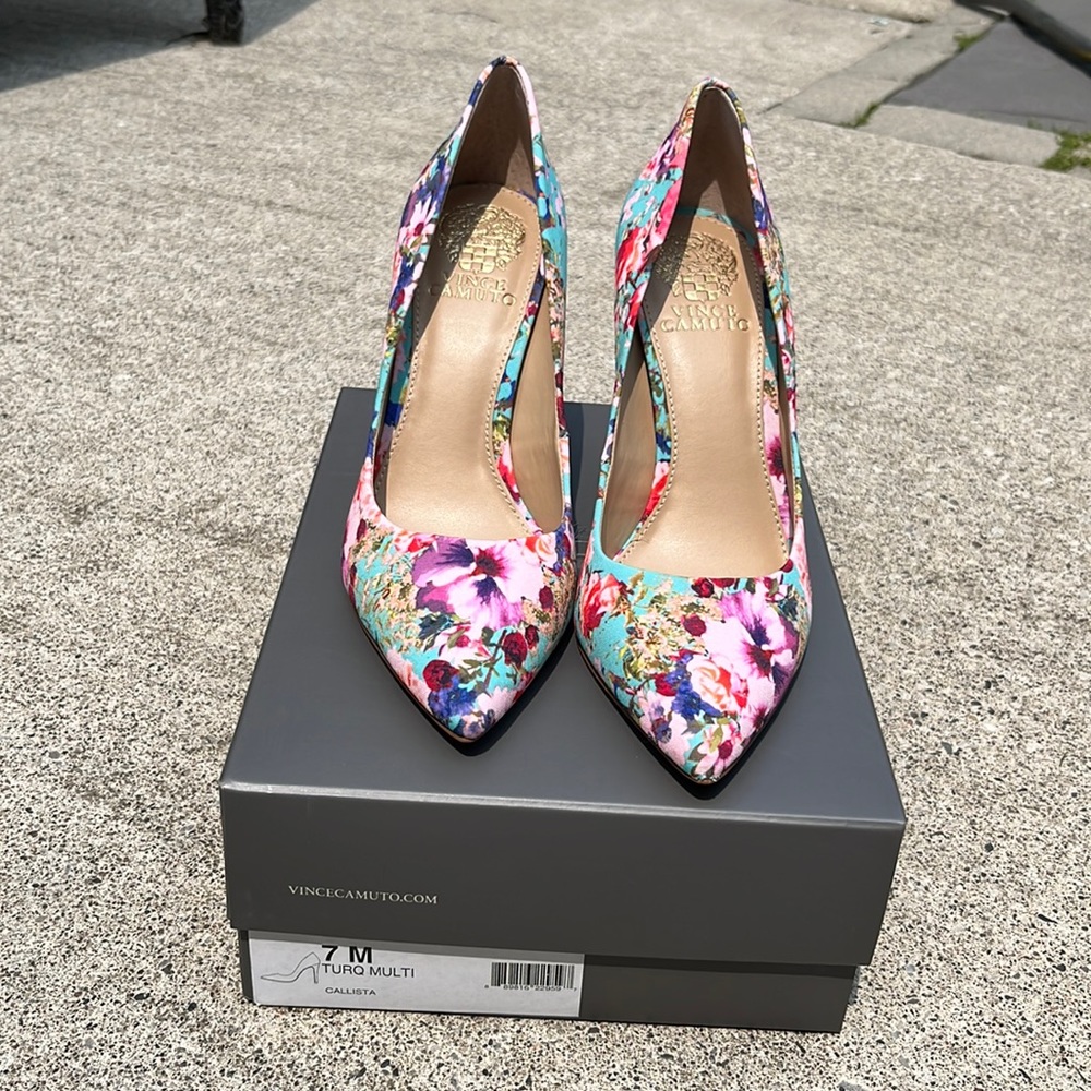 Vince Camuto Floral Pointed Toe Pump in Multi-Color